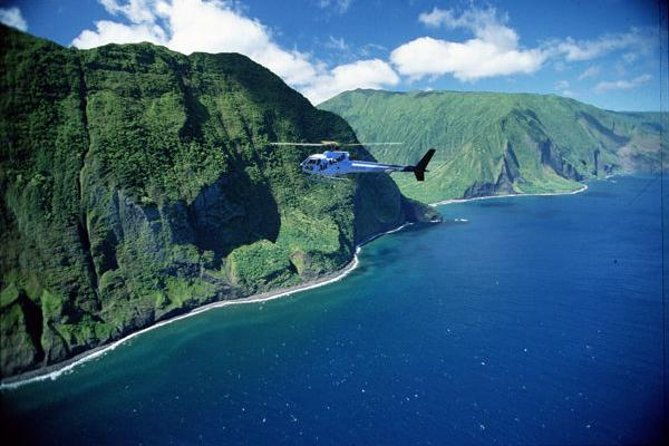 west-maui-and-molokai-special-45-minute-helicopter-tour