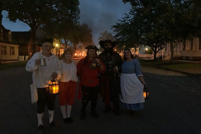 williamsburg-ghosts-witches-and-pirates-tour