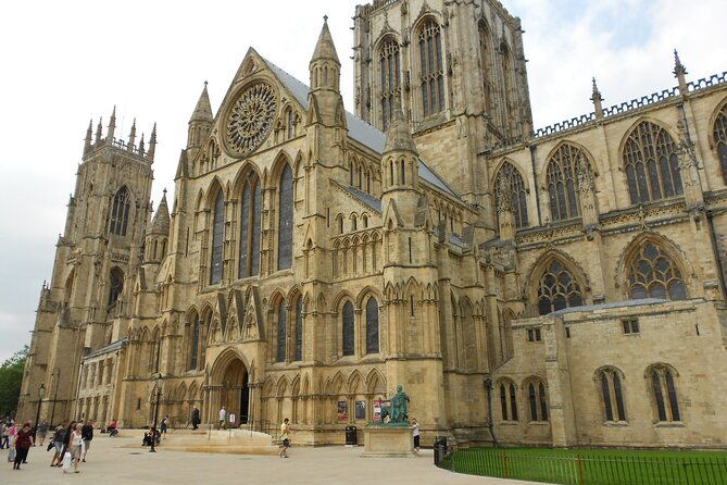 york-witches-and-history-walking-tour