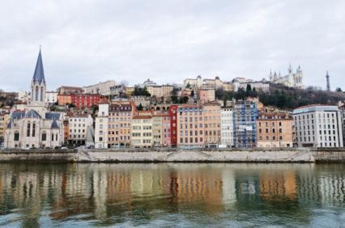 2h-electric-bike-tour-of-lyon-with-a-local-guide