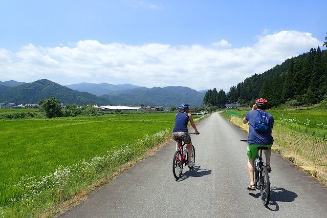 3-5h-bike-tour-in-hida
