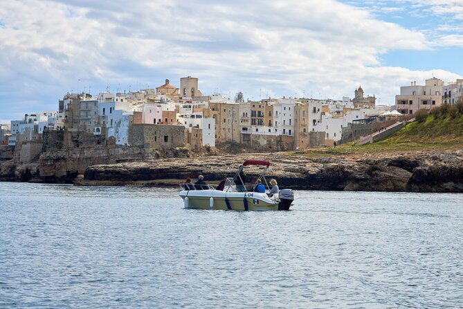 1-hour-and-a-half-panoramic-tour-of-polignano-a-mare-by-boat