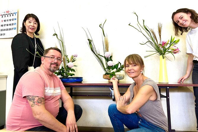 2-hours-flower-arranging-ikebana-class-temple-tokyo%e3%83%bbota-ku