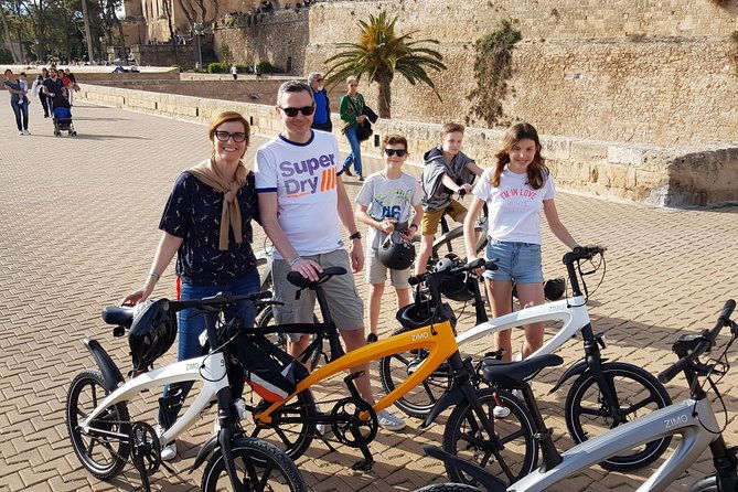 2-hours-sightseeing-e-bike-tour-in-palma-de-mallorca