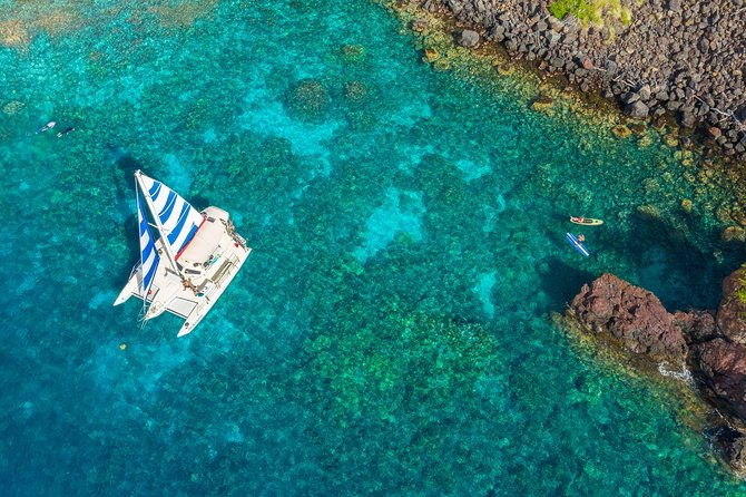 afternoon-sail-snorkel-to-the-captain-cook-monument