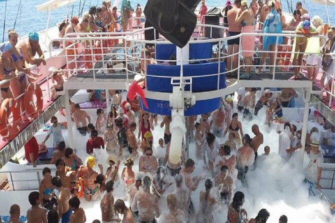 alanya-luxury-pirate-boat-tour-with-foam-party
