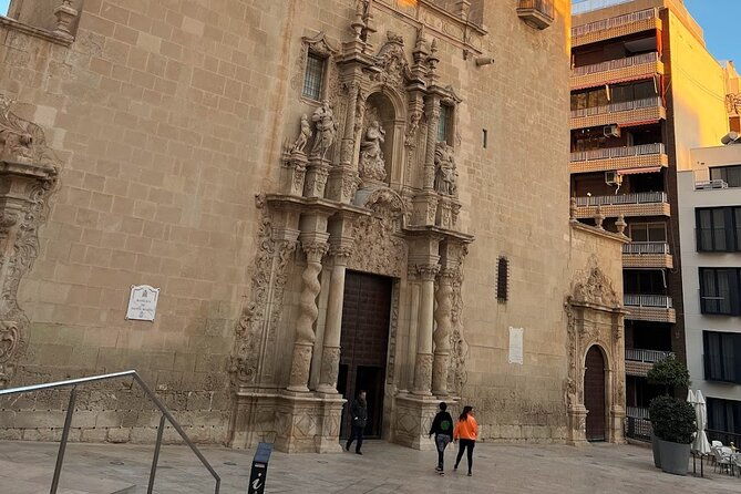 alicantes-history-and-highlights-self-guided-walking-tour