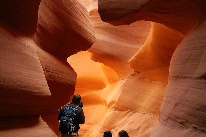 antelope-canyon-and-horseshoe-bend-tour-from-sedona