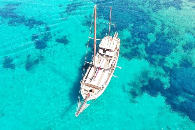 antiparos-despotiko-swim-explore-and-savor-lunch-from-paros