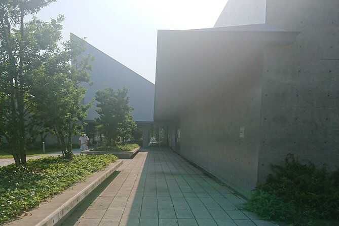 aomori-prefecture-tour-the-history-and-architecture-in-towada-city-the-art-city