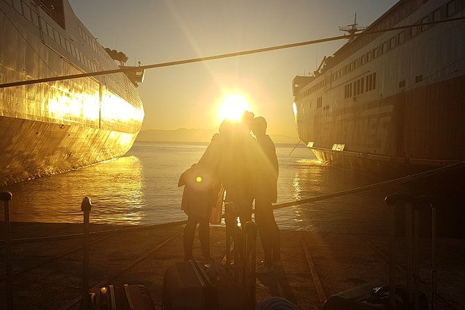 athens-airport-to-piraeus-cruise-terminal-transfer-by-mercedes-e-class-wagon