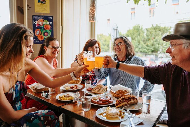 award-winning-prague-evening-old-town-food-tour-4-drinks-incl
