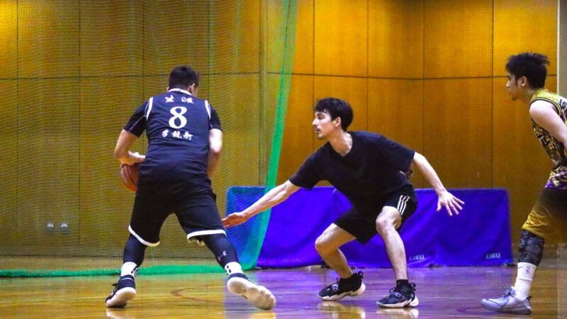 basketball-in-osaka-with-local-players