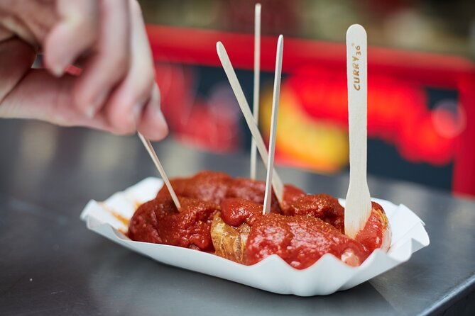 berlin-food-and-history-walking-tour-with-eating-europe