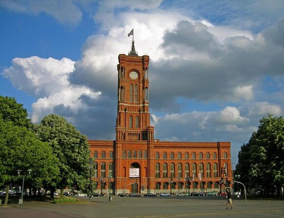 berlin-self-drive-trabi-tour-with-guide