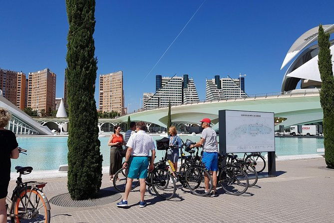 bike-tour-with-city-guide-from-old-to-new