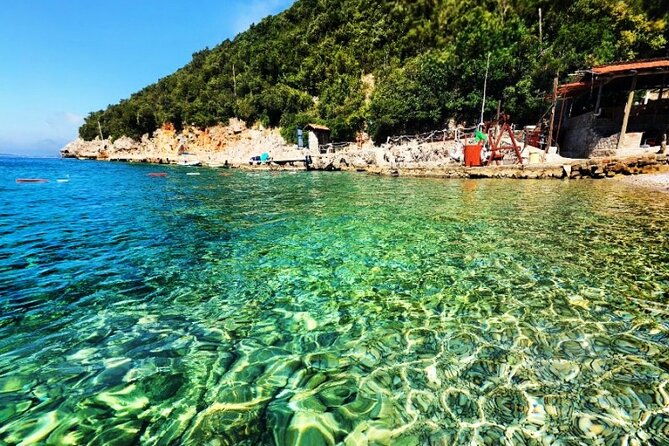 blue-cave-and-dobrec-beach-tour