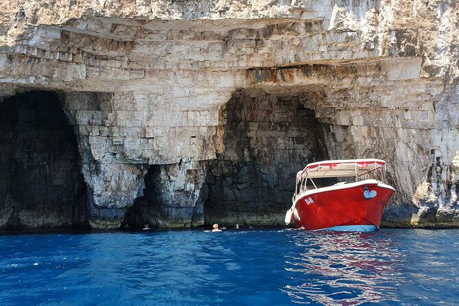 blue-cave-vis-island-speedboat-tour-from-hvar