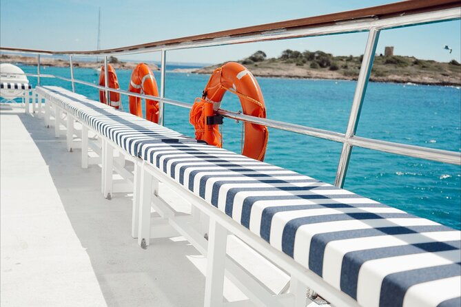 boat-tour-of-the-bay-of-palma-with-snorkeling-and-drink