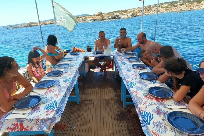 boat-trip-to-asinara-with-lunch-in-stintino