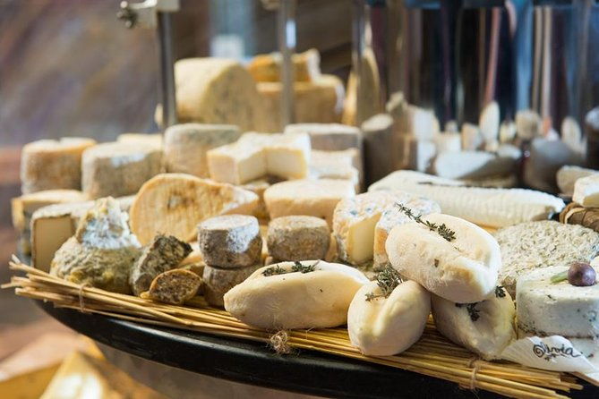 bordeaux-sweet-savory-food-with-wine-tasting-tour