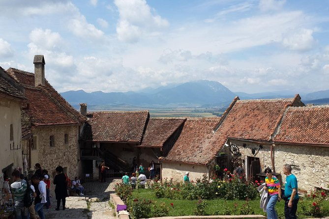 bran-castle-rasnov-fortress-harman-prejmer-fortified-churches-day-tour