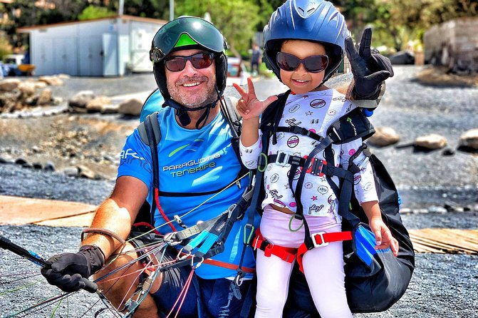 bronze-tandem-paragliding-flight-in-south-tenerife-free-pick-up