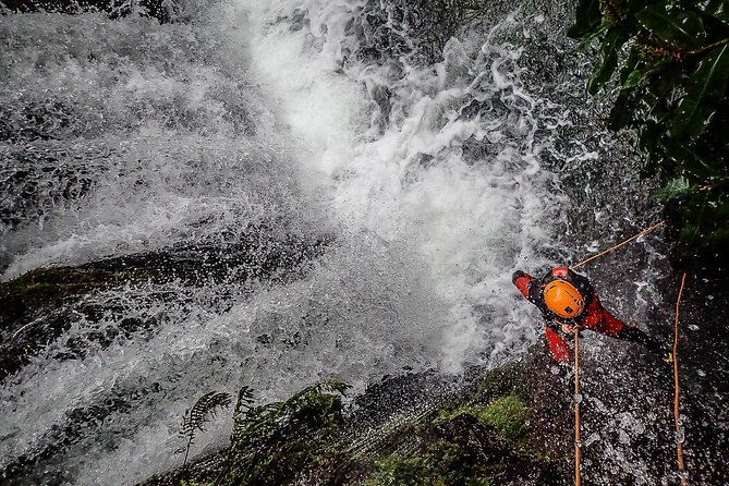 canyoning-experience-in-ribeira-dos-caldeiroes-sao-miguel-azores