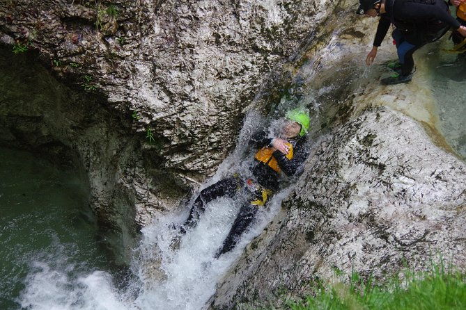 canyoning-in-susec-canyon