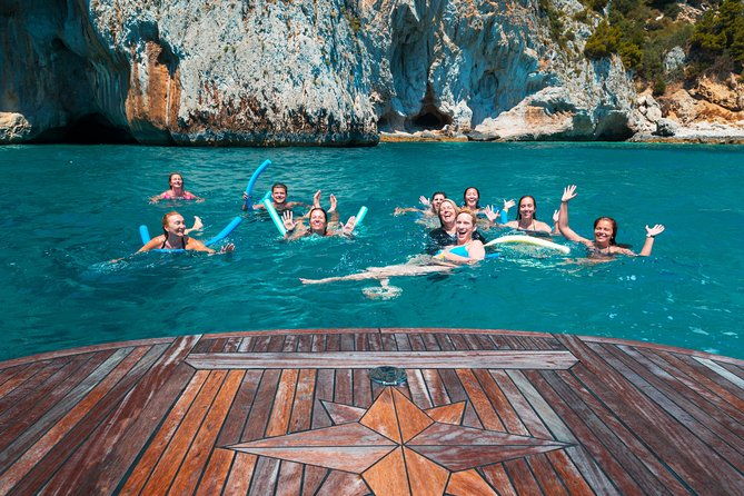 capri-boat-excursion-from-sorrento