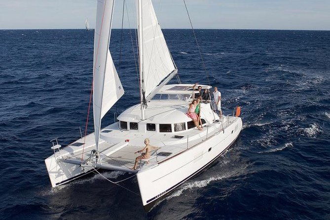 catamaran-day-sunset-cruises-with-meals-drinks-and-transportation