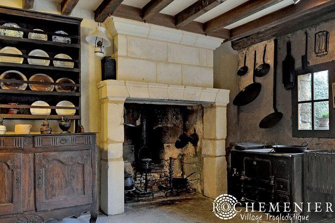 cave-museum-village-troglodyte-of-rochemenier-admission-ticket
