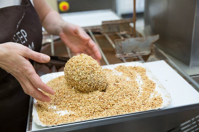 chocolate-made-in-piedmont-guided-tour-with-tastings