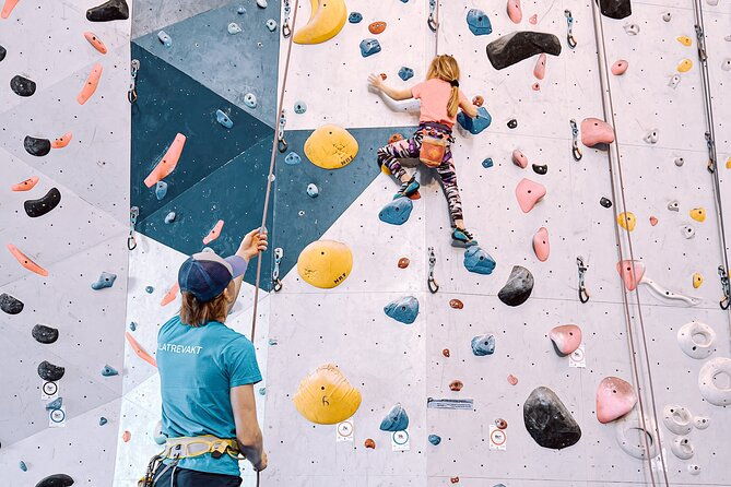 climbing-in-morkvedhallen-climbing-center
