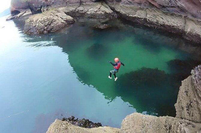 coasteering-geopark-adventure-in-torquay