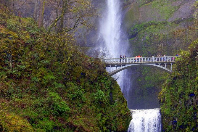 columbia-river-gorge-waterfalls-tour-from-portland-or