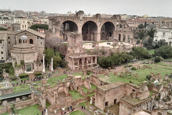 combo-colosseum-and-vatican-museums-with-sistine-chapel