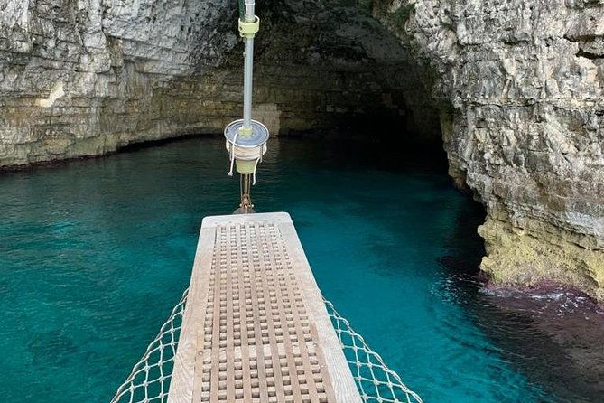 comino-blue-lagoon-and-caves-tour-a