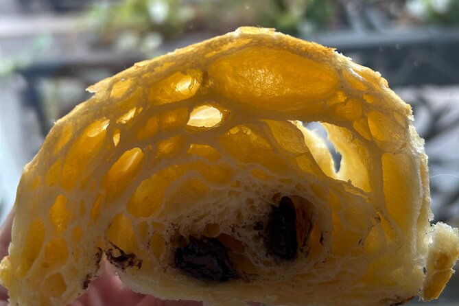 croissants-and-chocolate-breads-with-a-pastry-chef-in-paris