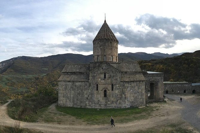 day-trip-totatev-tatev-monastery-shaki-waterfall-wine-tasting