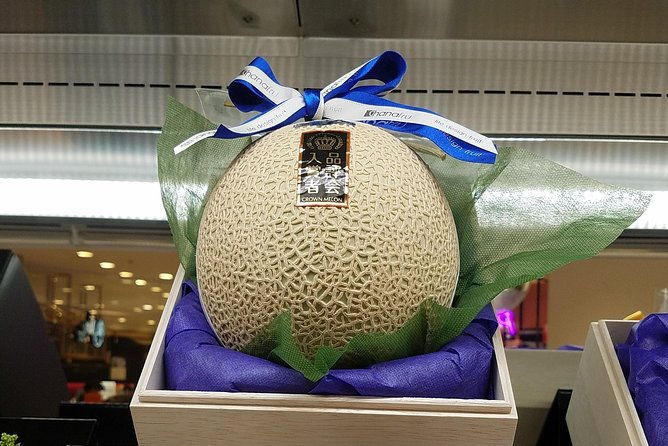 deep-dive-osaka-food-markets-from-local-to-luxurious-2