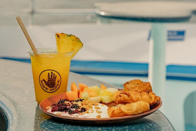 deluxe-snorkel-dolphin-watch-aboard-a-luxury-catamaran-from-kailua-kona