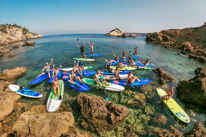 discover-the-best-corners-of-the-island-in-paddle-surf