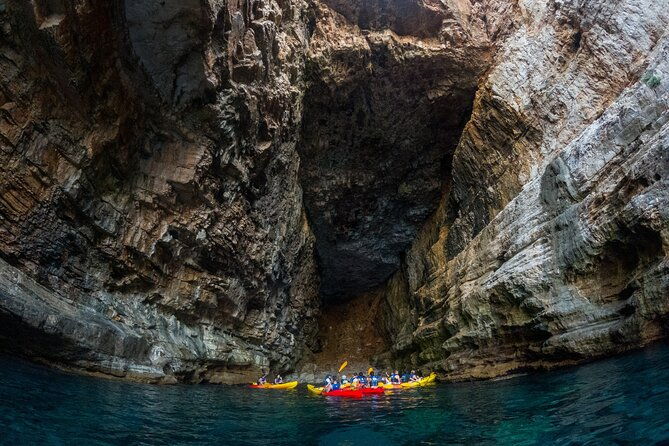 dubrovnik-sea-kayaking-sunset-paddle