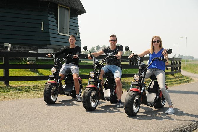 e-scooter-rental-volendam-countryside-of-amsterdam