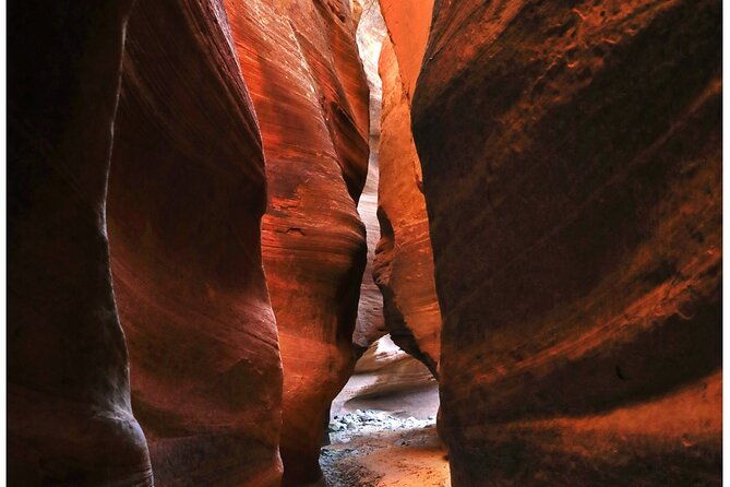 east-zion-crimson-canyon-hike-utv-adventure
