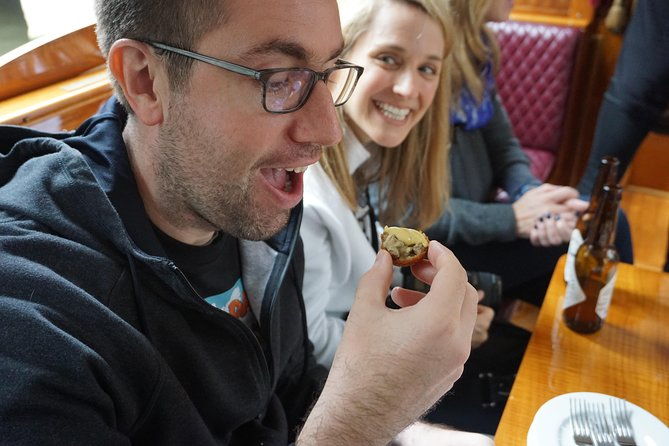 eating-amsterdam-food-tour-and-canal-cruise