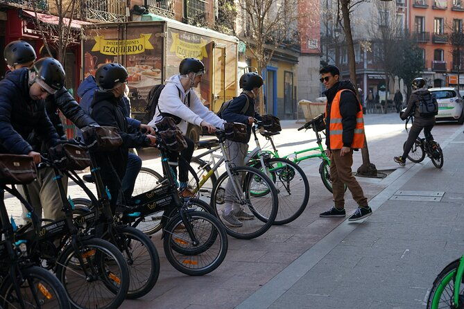 essential-madrid-electric-bike-tour