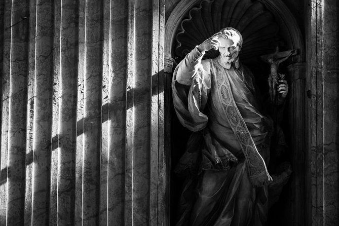 explore-vatican-art-self-guided-tour-with-hosted-entry