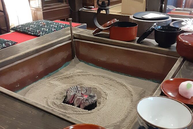 food-tour-in-takayama